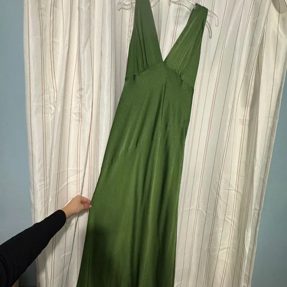 Meshki cowl neck green dress - Picture 2 of 7